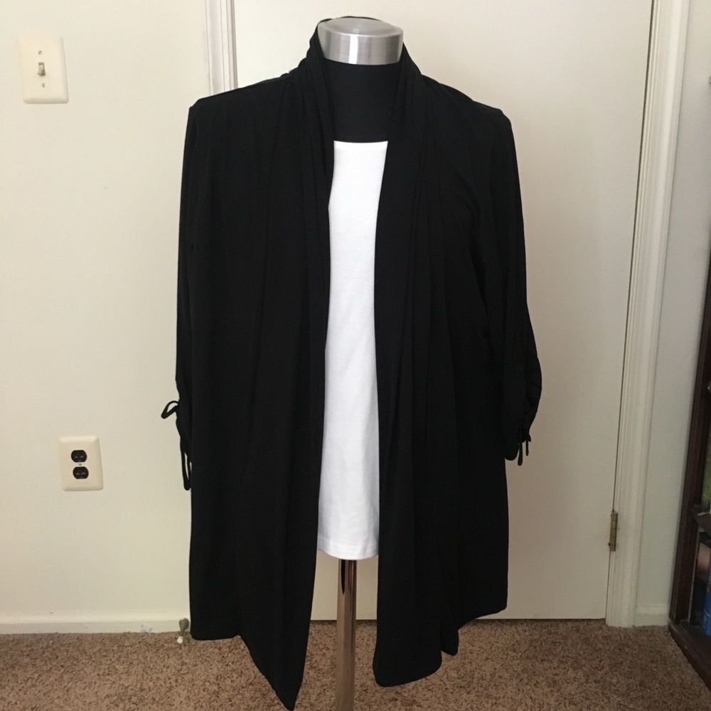 JM Collection ruched black open cardigan.